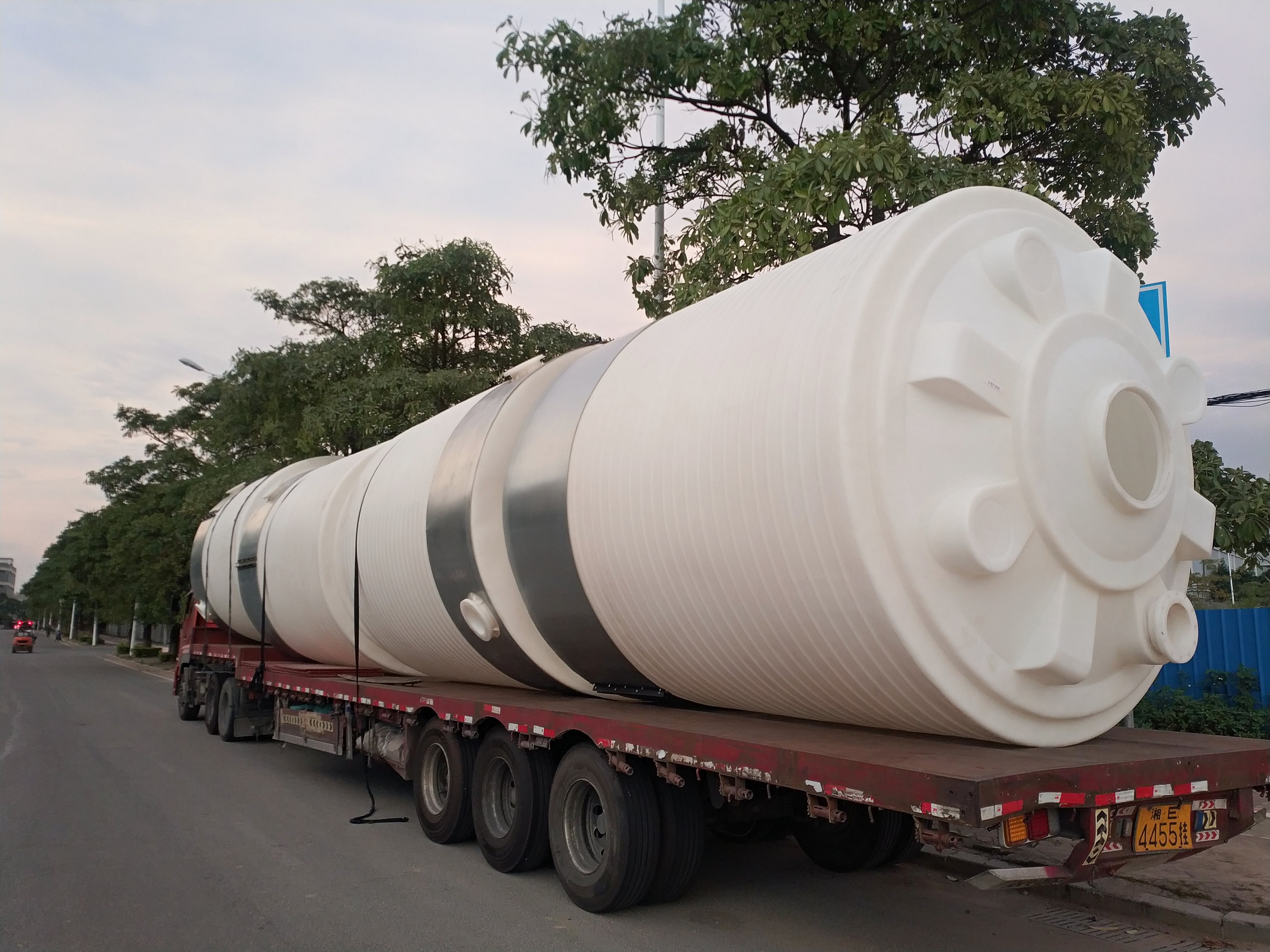 印染行業污水儲罐